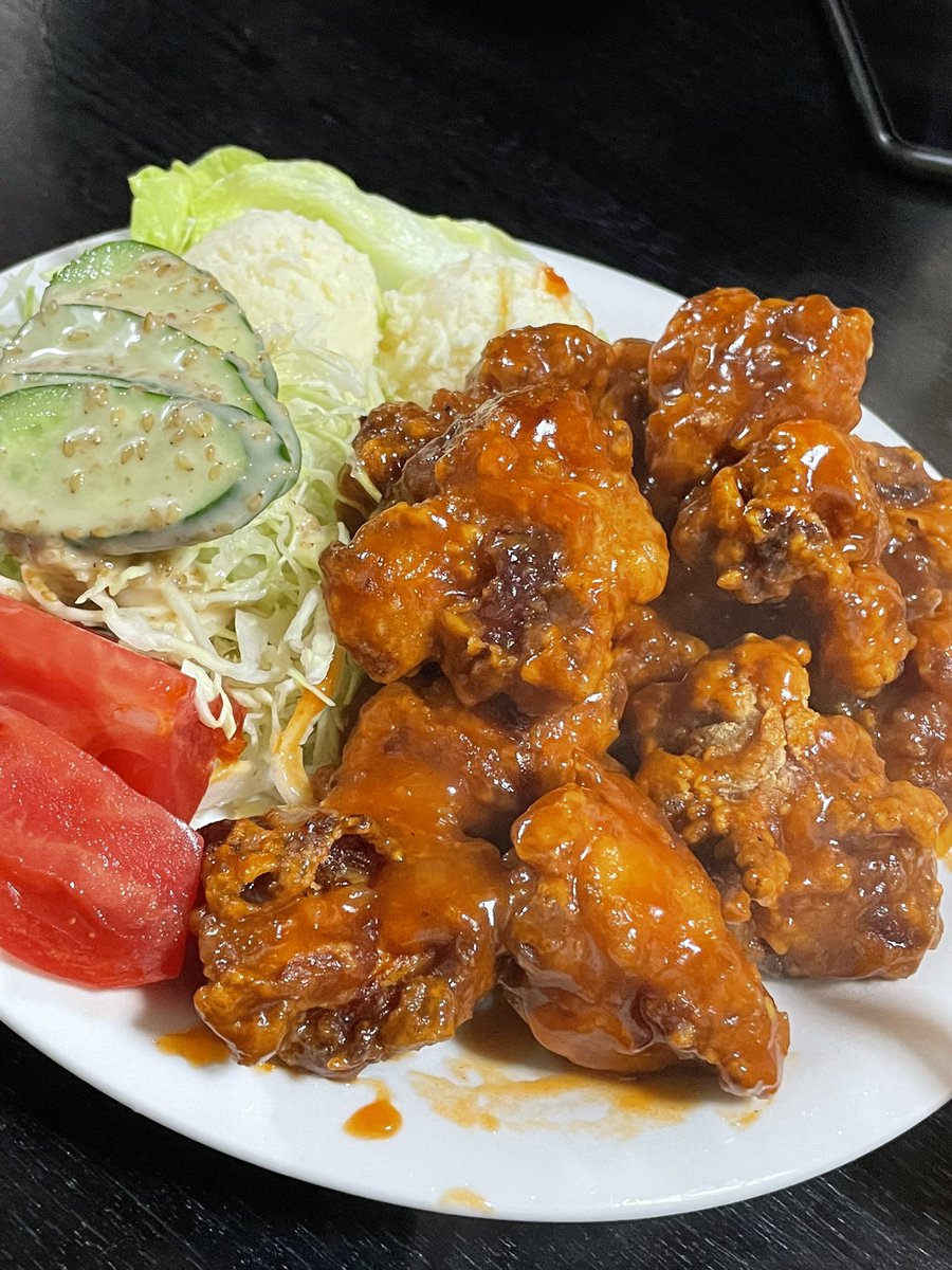 えふて tweet media