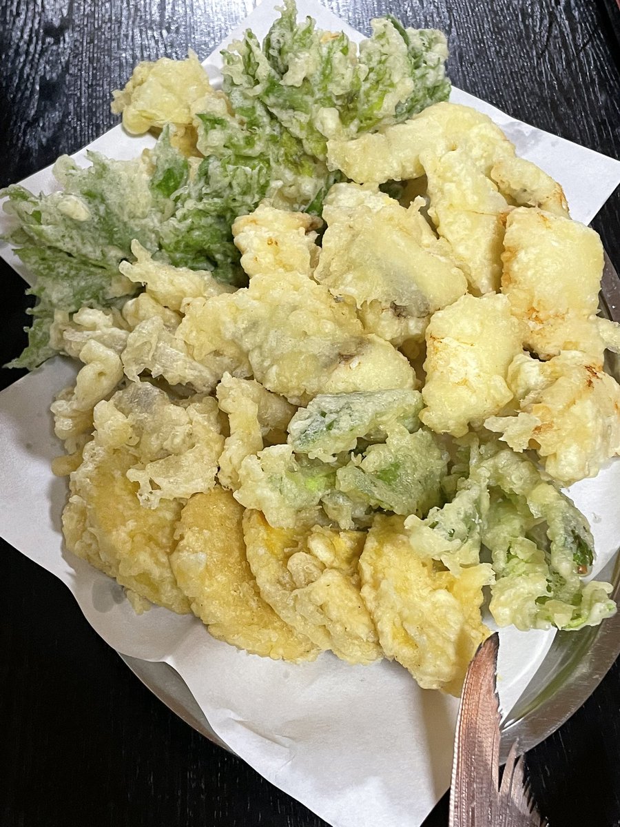 えふて tweet media