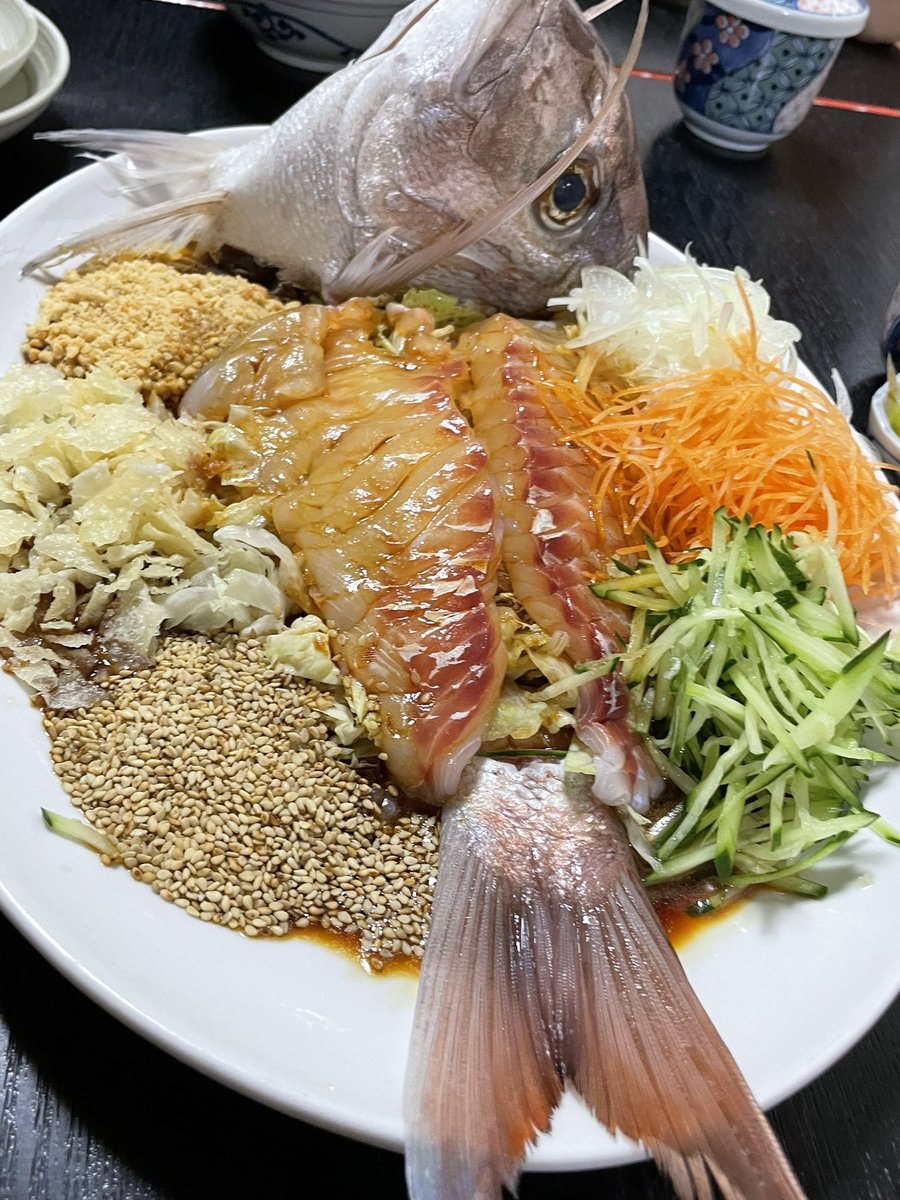 えふて tweet media