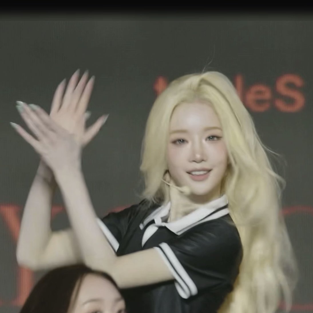 감튀🍟 tweet media