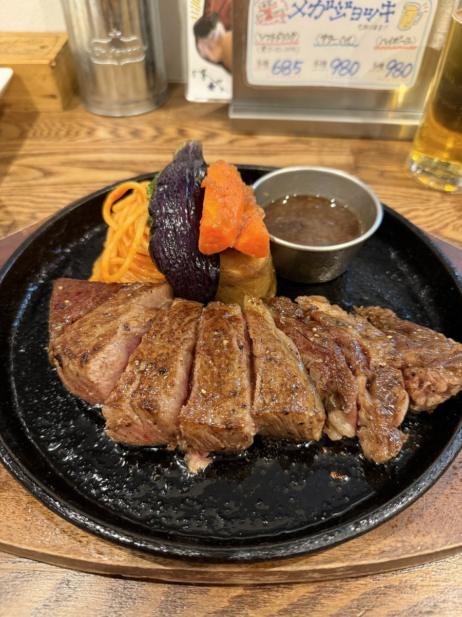 kthime's tweet photo. 肉。 https://t.co/Ub9vcY83RN