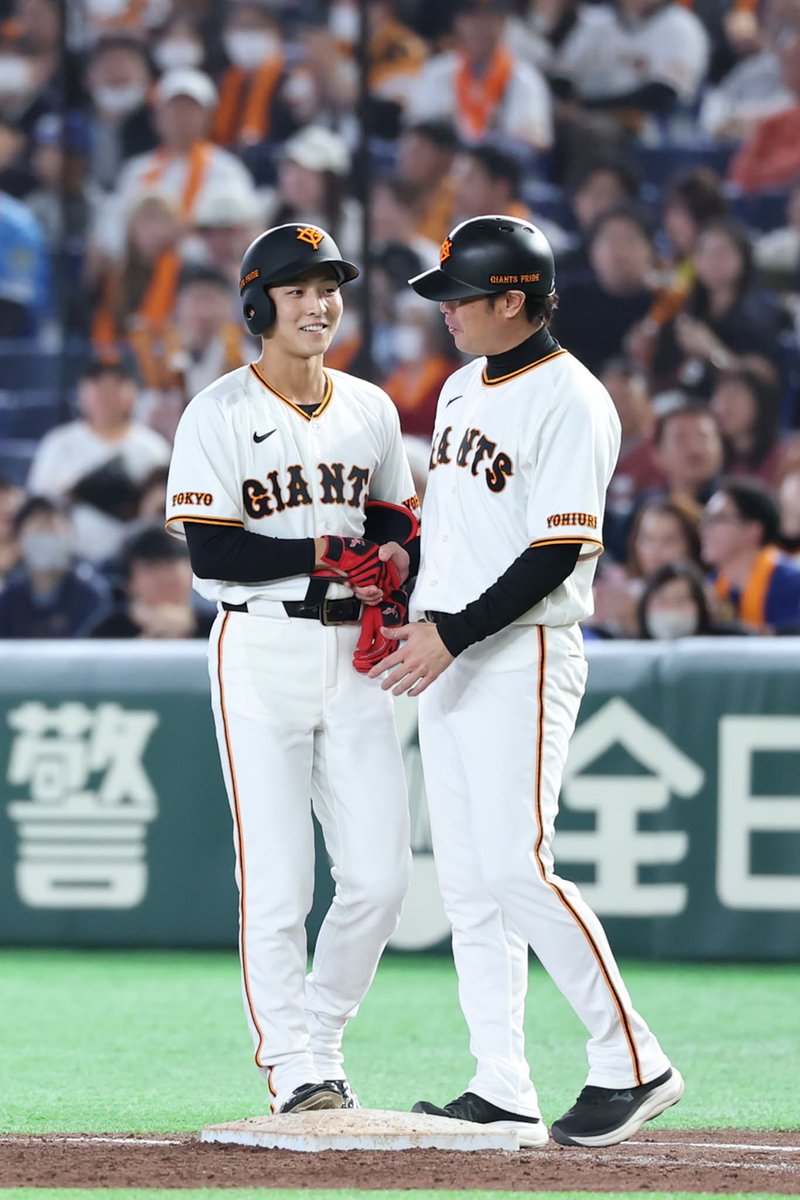 読売ジャイアンツ tweet media