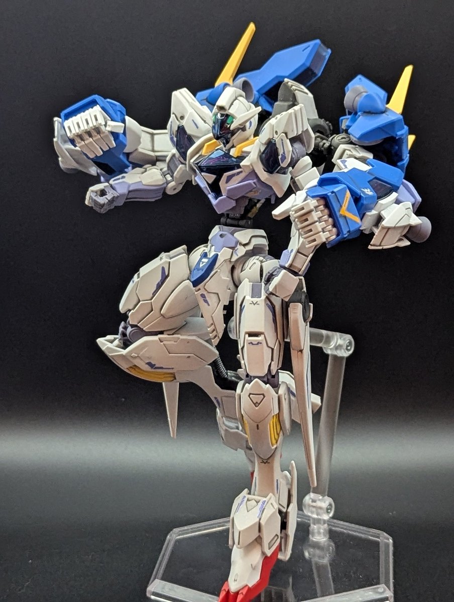 oichidesuyoro's tweet photo. #海外モデラーに作品を見てもらおう
後ろにデカい腕増やしてるのが日本では流行っています！
ウソです！！！ https://t.co/9bAOb2hGfs