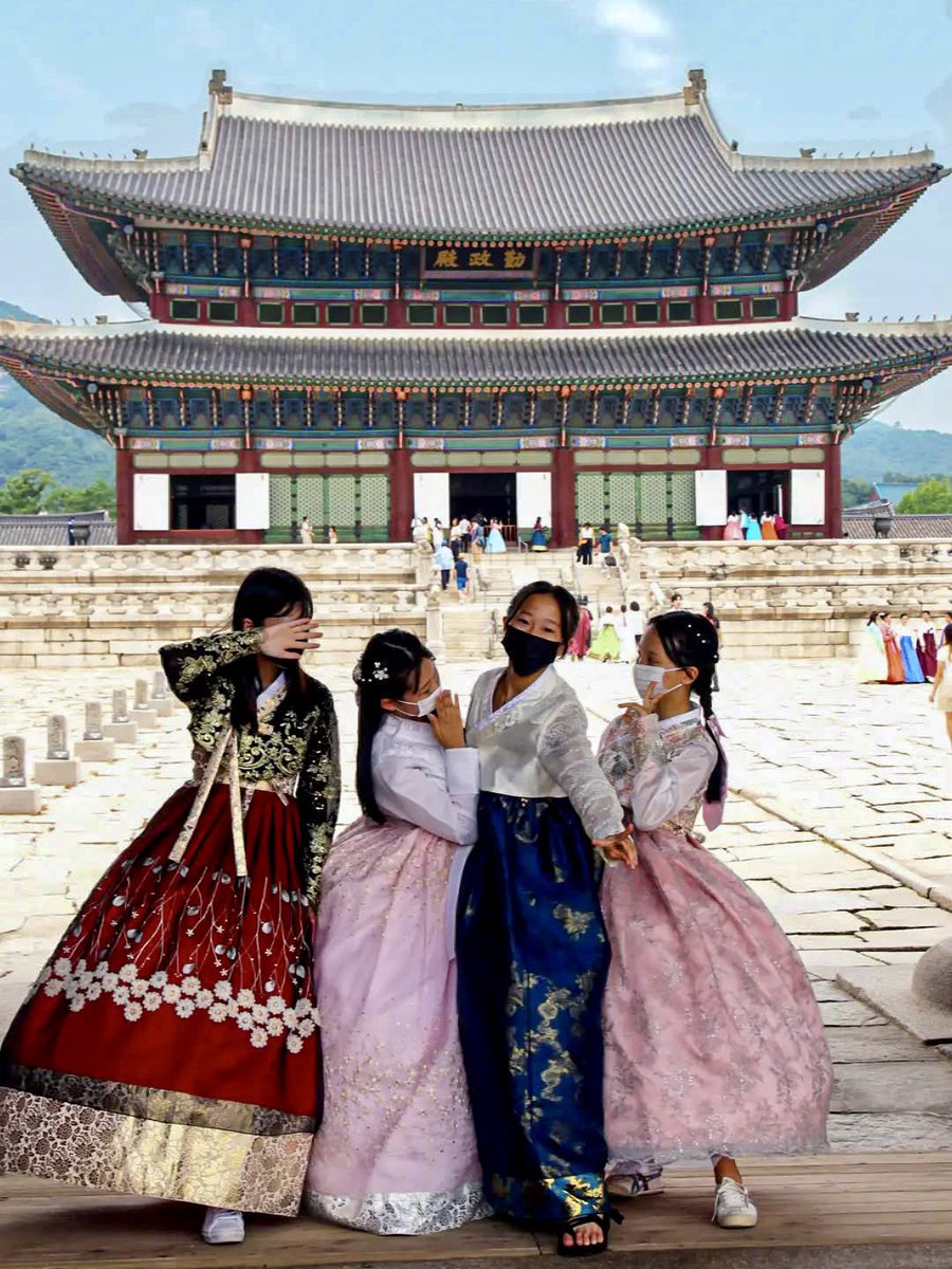 Globe Tucker tweet media