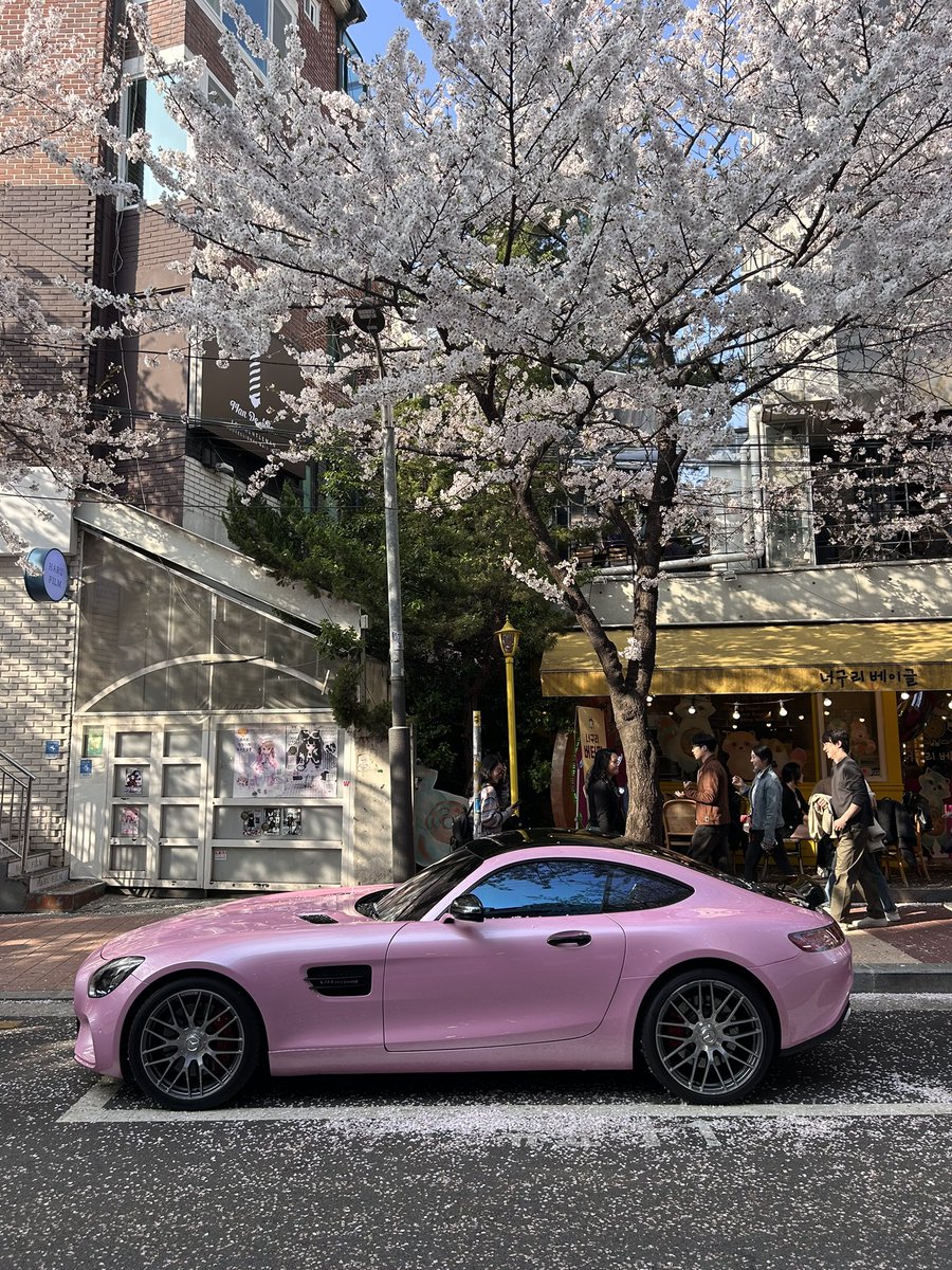 Globe Tucker tweet media