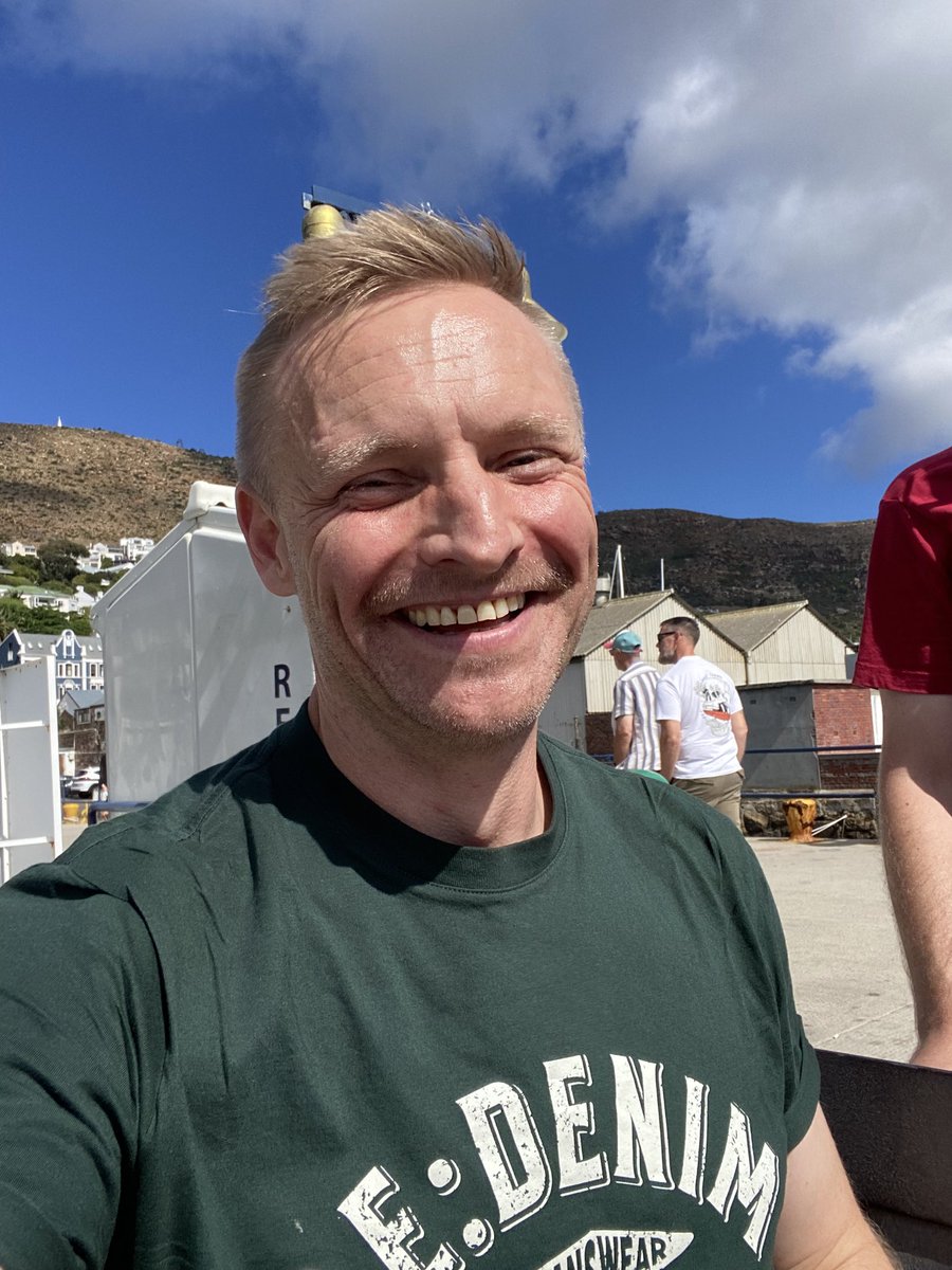 Ginger Cookie Merchant tweet media