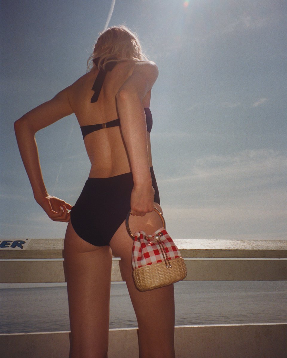 Jimmy Choo tweet media