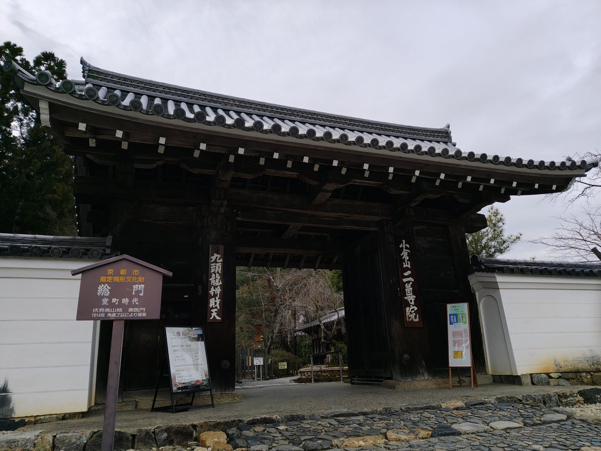 みりか tweet media