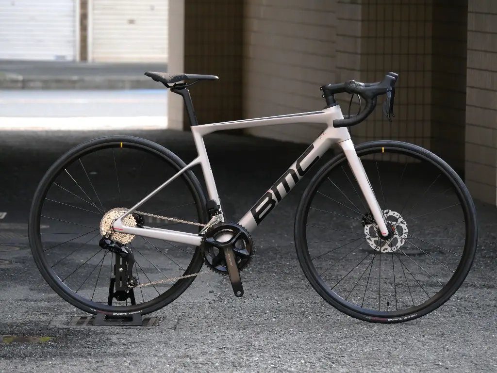 kanzakisenri's tweet photo. ☆決算セール☆
BMC Teammachine SLR FIVE 105 Di2完成車
定価¥682,000 税込➜🉐現金特価¥390,000
在庫サイズ➜470 サイズ(~166 cm)
HP→https://t.co/zxKCdRuTEW
#BMC #Teammachine https://t.co/DL38X9sV5t