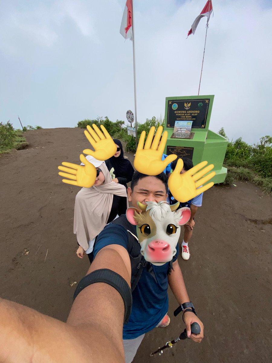bombarr407's tweet photo. Gak ada tenaga buat ikutan tektok gunung 2000-3000.
Malas diperjalanan dan waktunya gak ada.
Jd salah satunya ya Telomoyo sama Andong
Yg terakhir. Ikut event sama grup trailrun jogja๐โค๏ธโ๐ฅโค๏ธโ๐ฅโค๏ธโ๐ฅ
#Telomoyo
#Andong
#Magelang
#Jogja
#Semarang https://t.co/ecEETqs18R