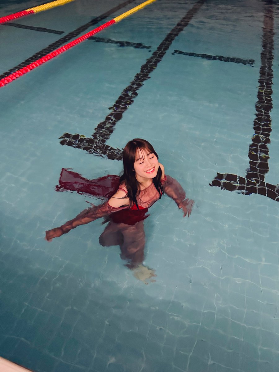 InfoItomiku's tweet photo. フォトブック
『みっくぶっくらいぶらりー』
4月23日発売📚🧜‍♀️

#オフショット #声優グランプリ https://t.co/5li0JVJBf6