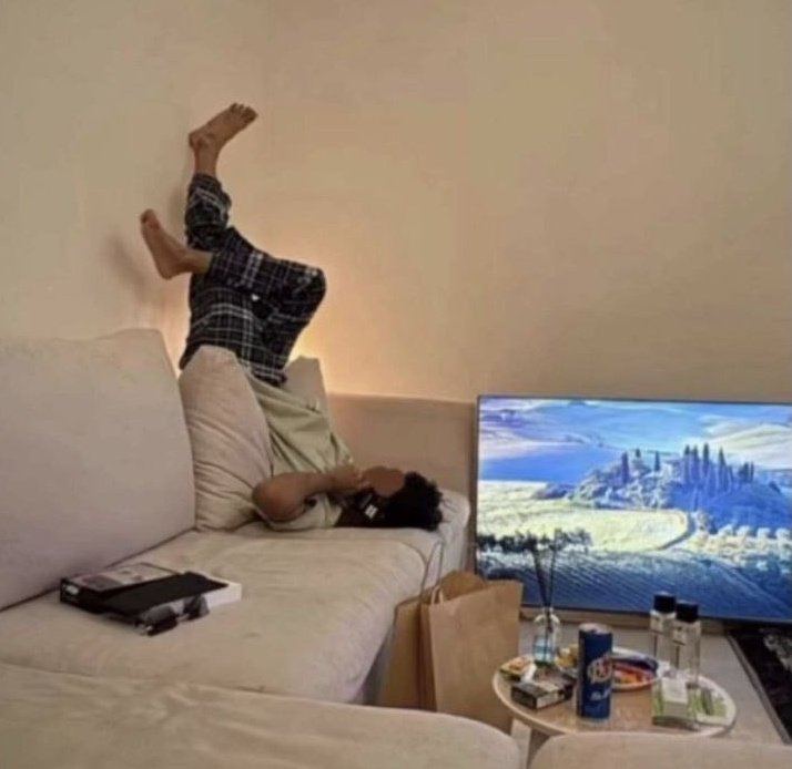 قهوة وليل ☕️🌃 tweet media