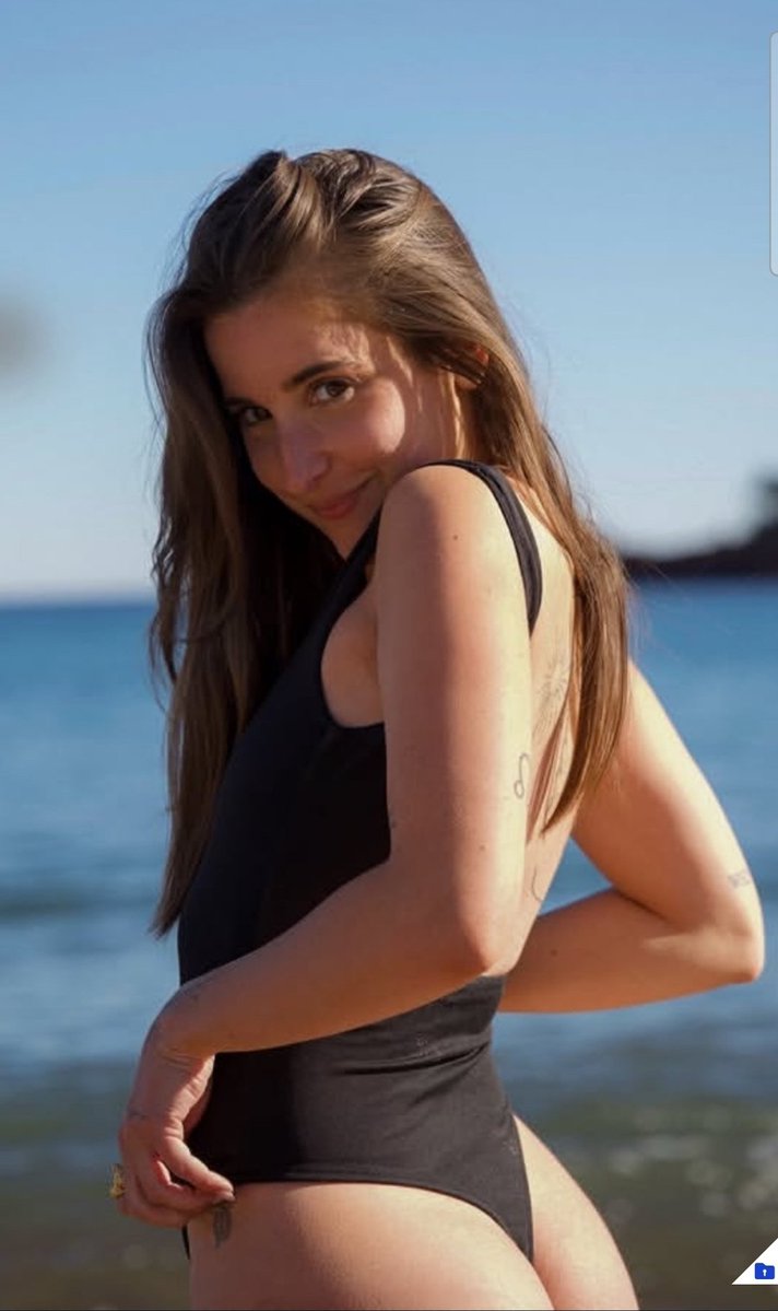 𝐑𝐄𝐈𝐍𝐄 𝐄𝐒𝐏𝐄𝐑𝐀𝐍𝐂𝐀 ♛ tweet media