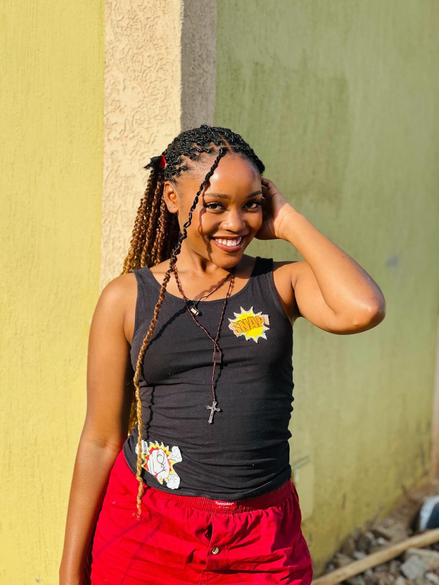 Kemi Christine tweet media