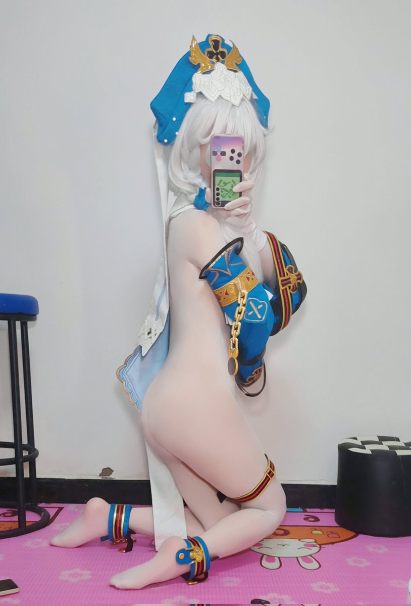 向月·valliere tweet media