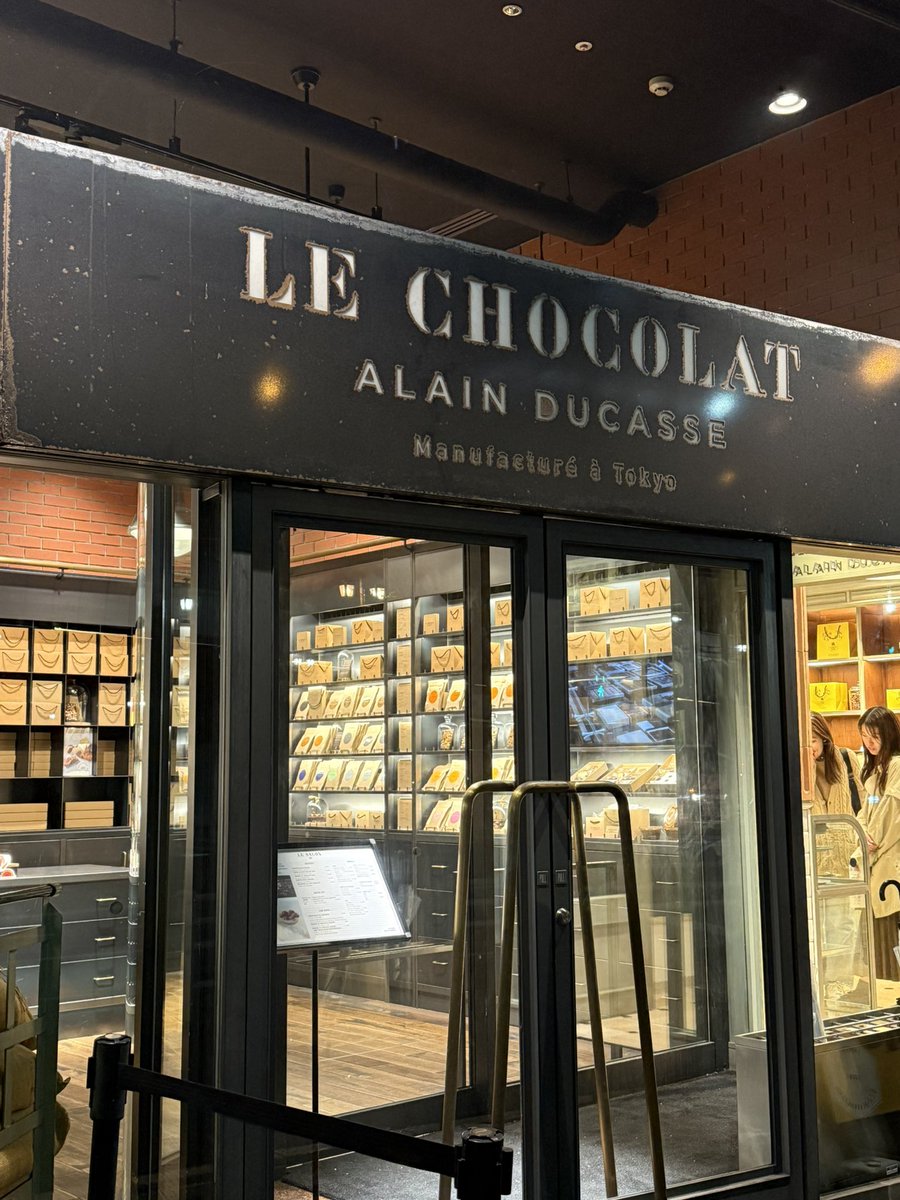 ナガモトマイ/絵描き tweet media