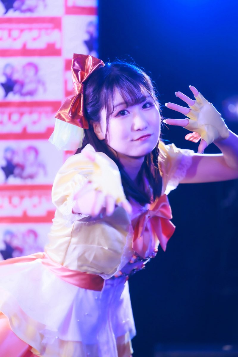 SALA🍊 tweet media