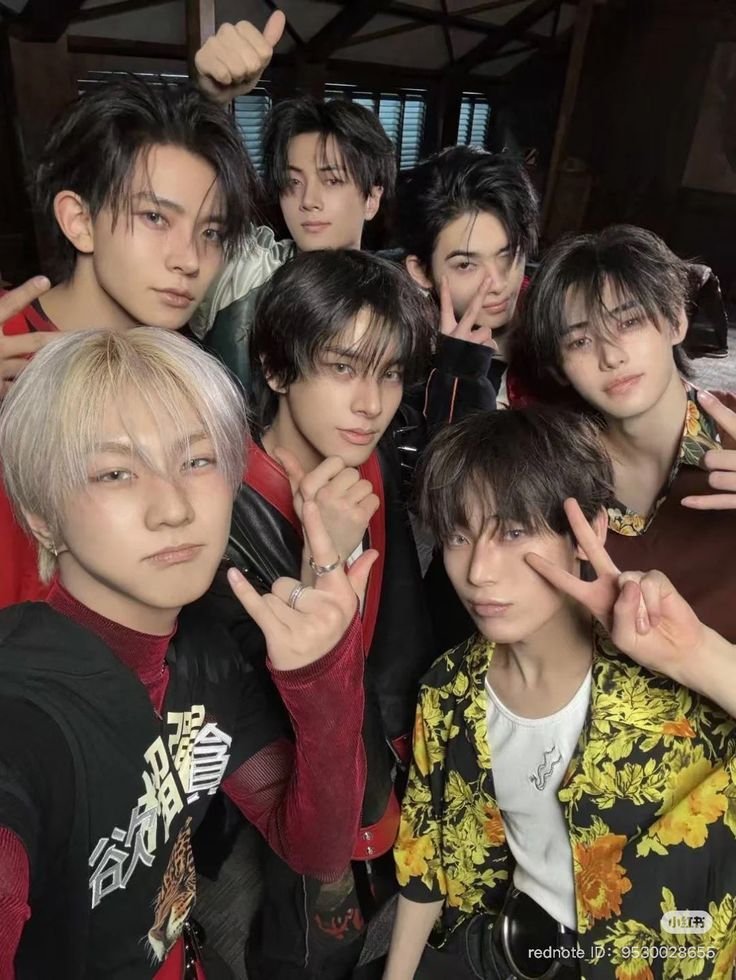 •♫•♬• 𝐒𝐚𝐥 𝐋𝐮𝐯 | 𝐄𝐍𝐇𝐘𝐏𝐄𝐍 𝐢𝐬 𝟕✨ •♬•♫ tweet media