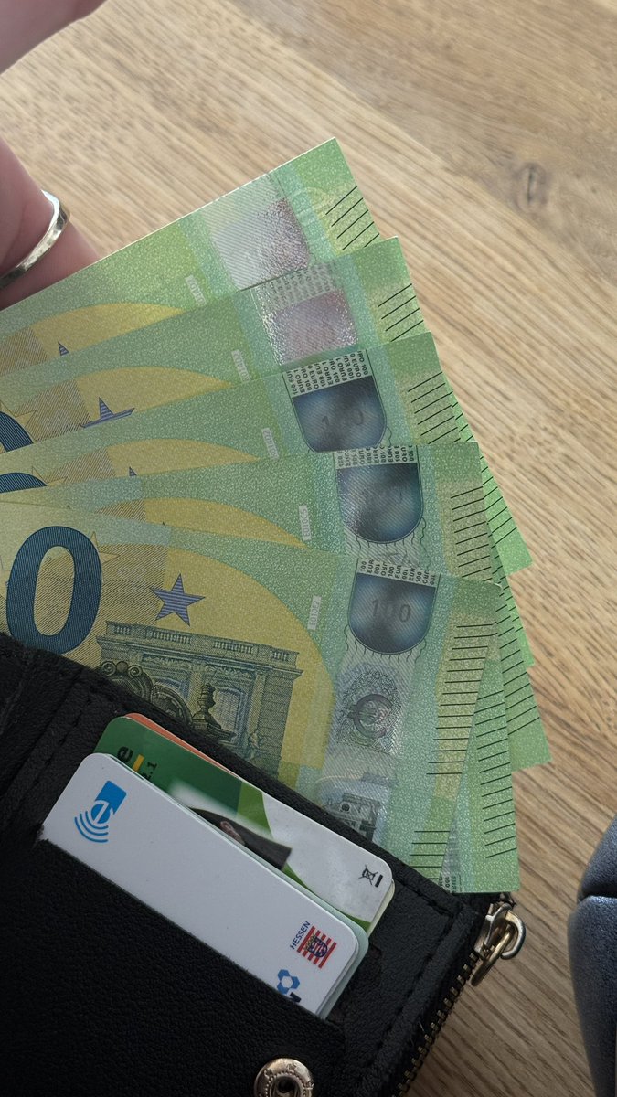 fotzengesicht tweet media