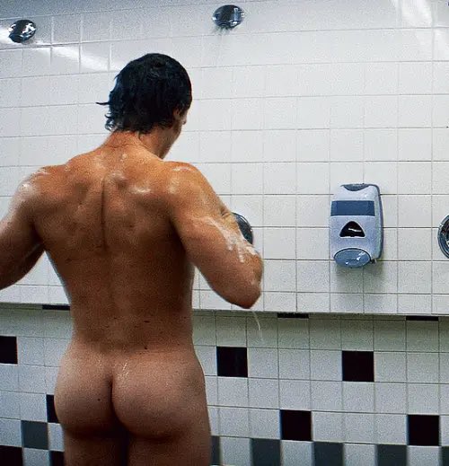 Male Central tweet media