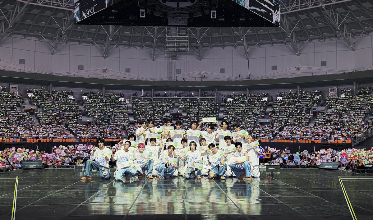 mark pics⁰² tweet media