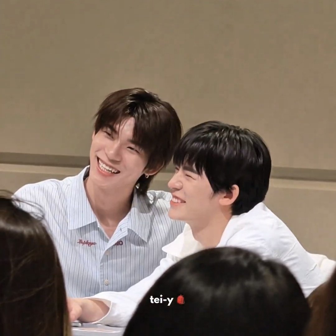 brotobabe's tweet photo. รักรอยยิ้มนี้ที่สุดเลย อยากปกป้องไปนานๆ รักนะคับ 🐶🐻‍❄️🤍

#teeteepor
#twnpich #porsuppakarn https://t.co/vdqafsM7Mf