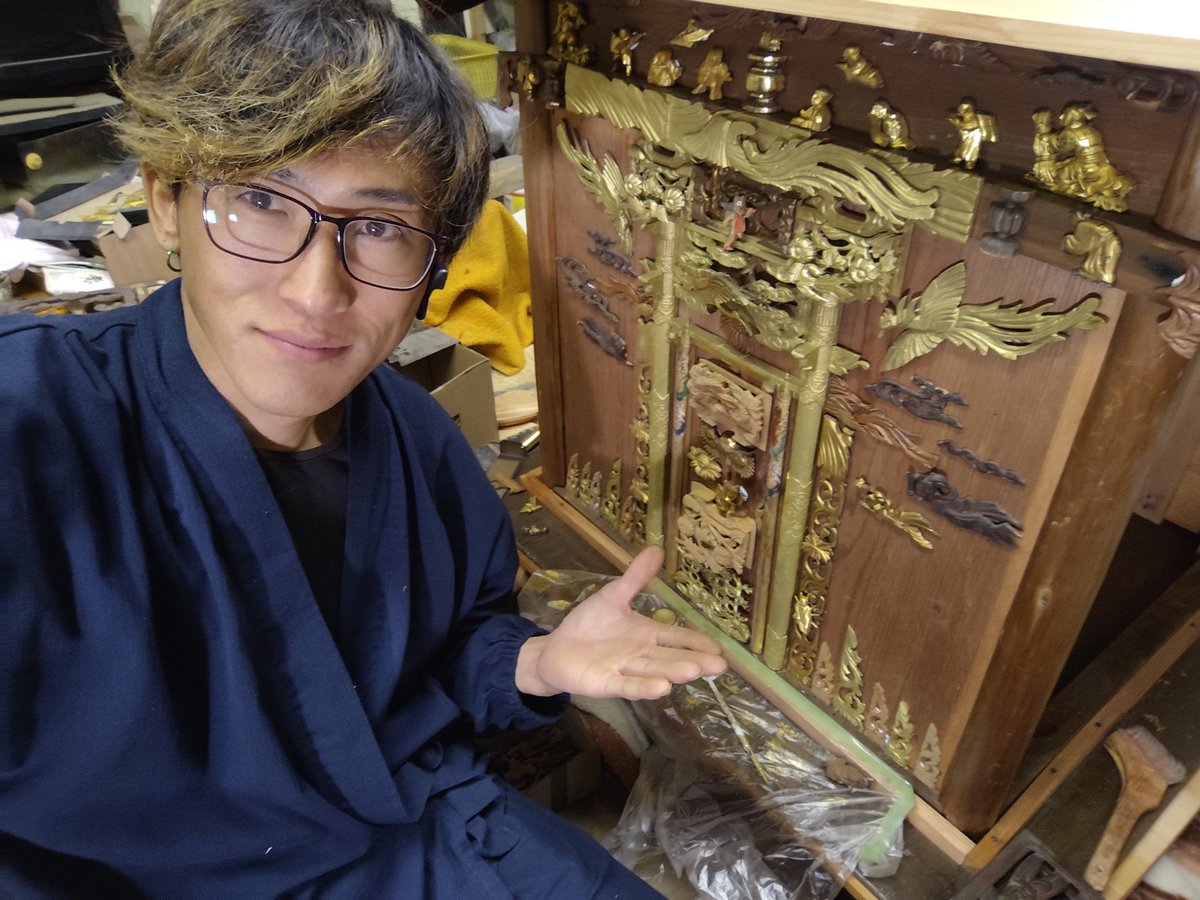 Expressors333's tweet image. 【笠佐島の神輿の再生】
今日は1/4面の装飾‼️
笠佐島の般若姫伝説をモチーフに〜
こっから色付けと細かい絵を描いていきます😁！！
笠佐島の島興し🫡
たとえ、腐りきった世の中でも
100年後、200年後、の人達に少しでも日本の国土が残りますように🙏
#笠佐島を守る会
#日本をの国土を守ろう
#日本