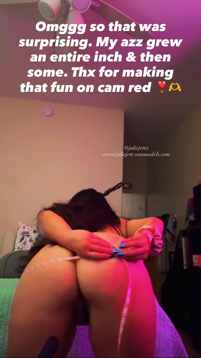JulieJettx's tweet photo. Measuring the bootay #liveonstreamate 
Spoilers in the 2nd pic obviously 😂♥️

https://t.co/Ycj1RmFFxn  🪽 https://t.co/bCJs3Yt8nv