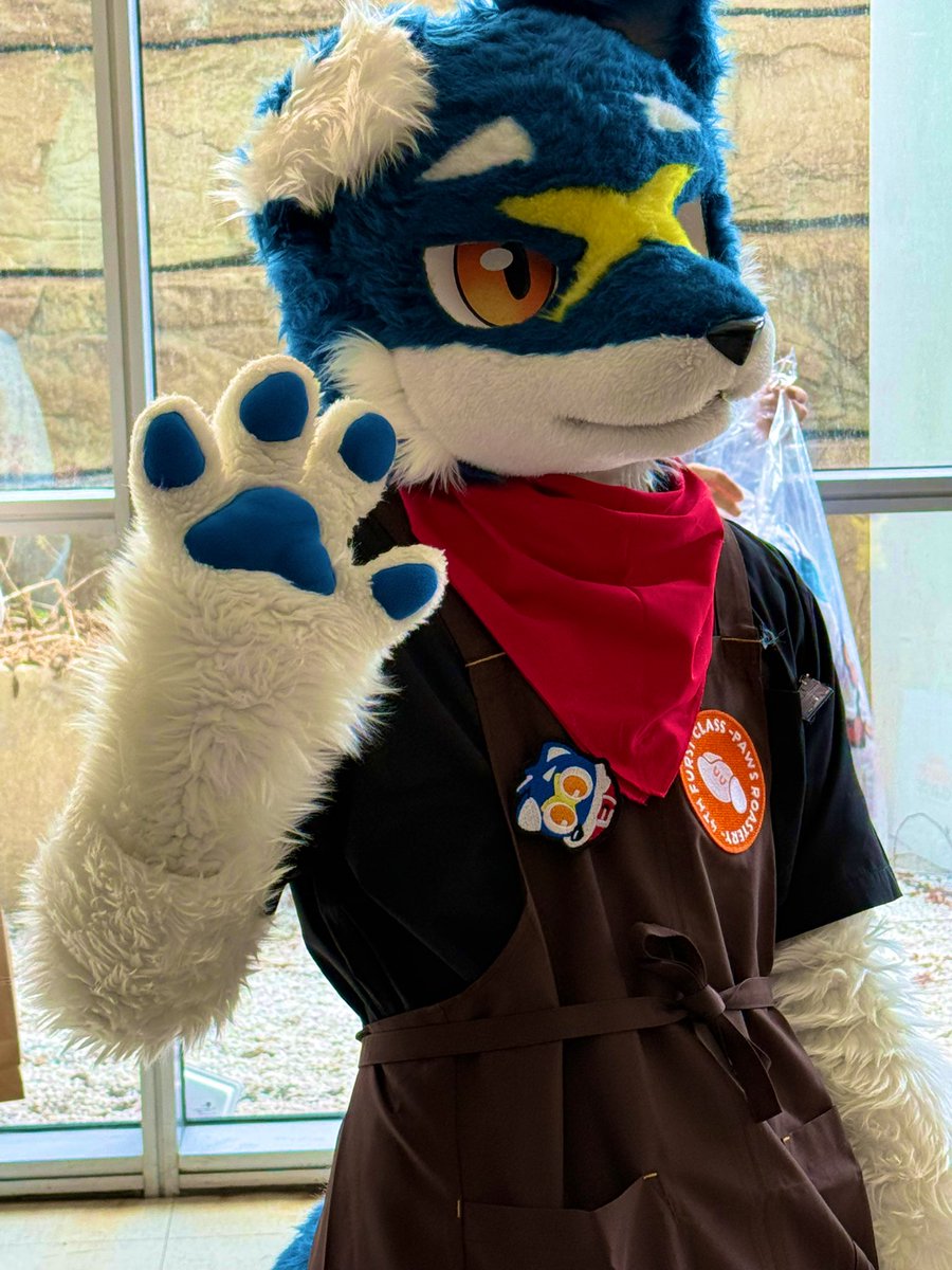 치곰 チゴマ 🐻❄️🍰 🔜 FURST CLASS tweet media