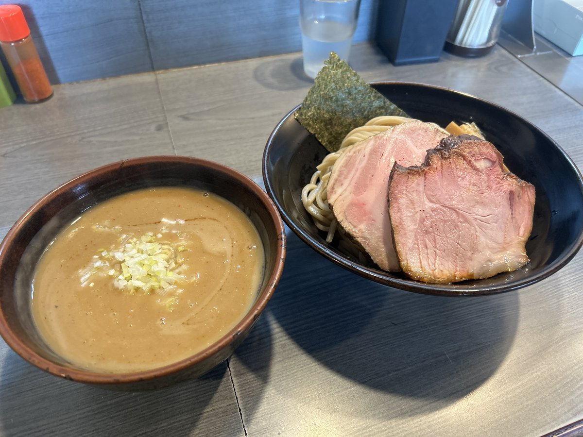 ヤマジン@ラーメン最高 tweet media