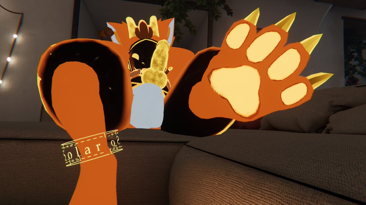 SolarVali's tweet photo. come on... get to lickin~ these paws aint gonna clean themselves~ https://t.co/3D21ZGWfb6
