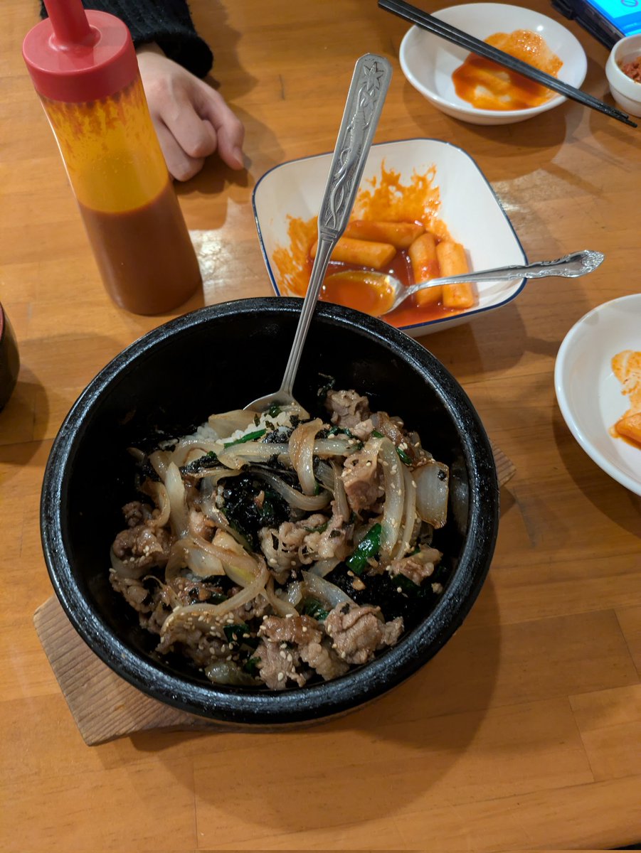 osoretaro tweet media