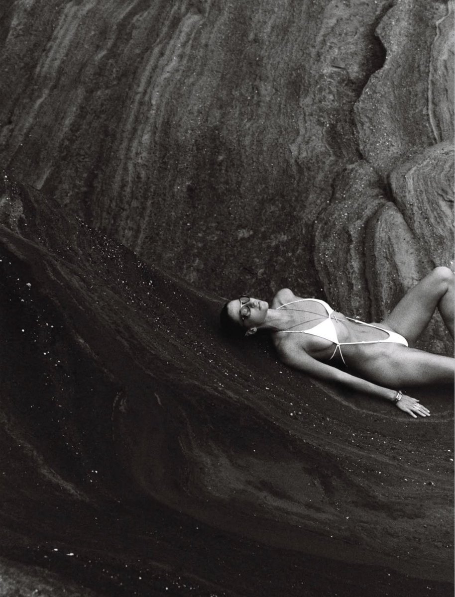 𝔭𝔦𝔵𝔢𝔩 𝔭𝔢𝔭𝔭𝔢𝔯 tweet media