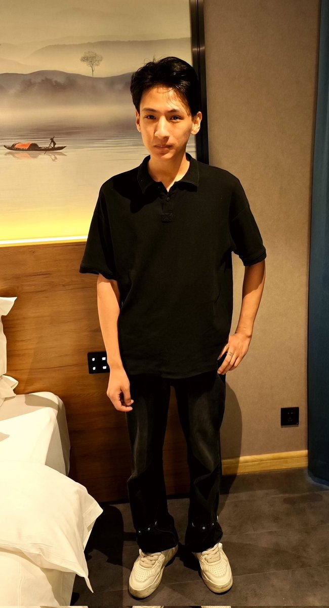 直男猎手 tweet media