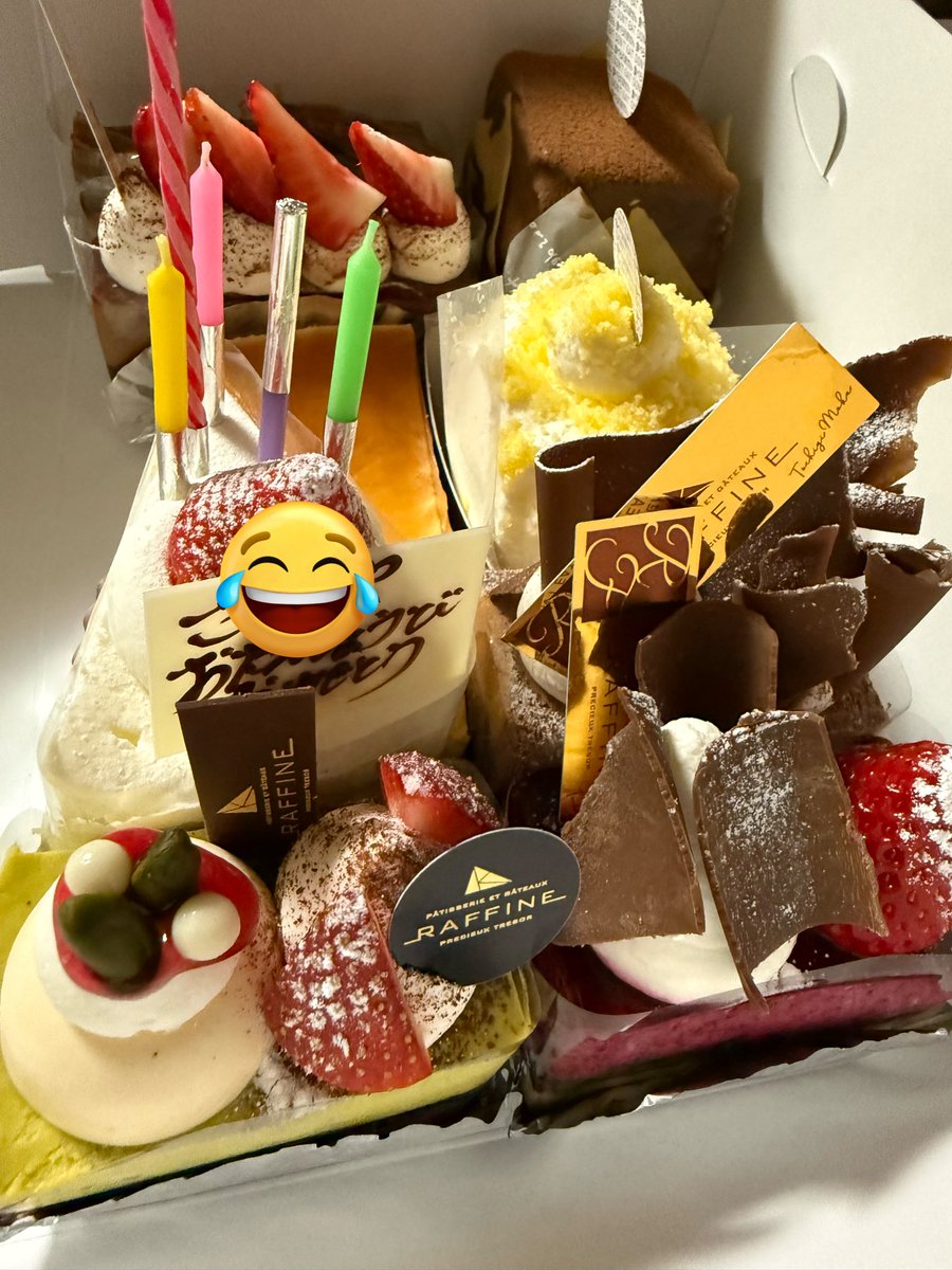 ろみひー。。。。 tweet media