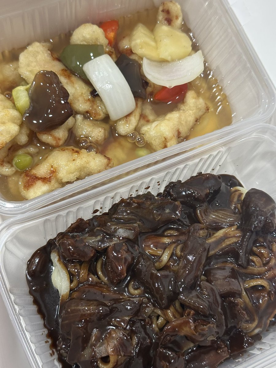 인형｡𖦹°‧ tweet media