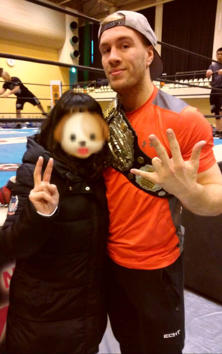02048Taka's tweet photo. @WillOspreay Welcome back, Will Ospreay! We’ve been waiting for you. https://t.co/M8wHlnGkIx