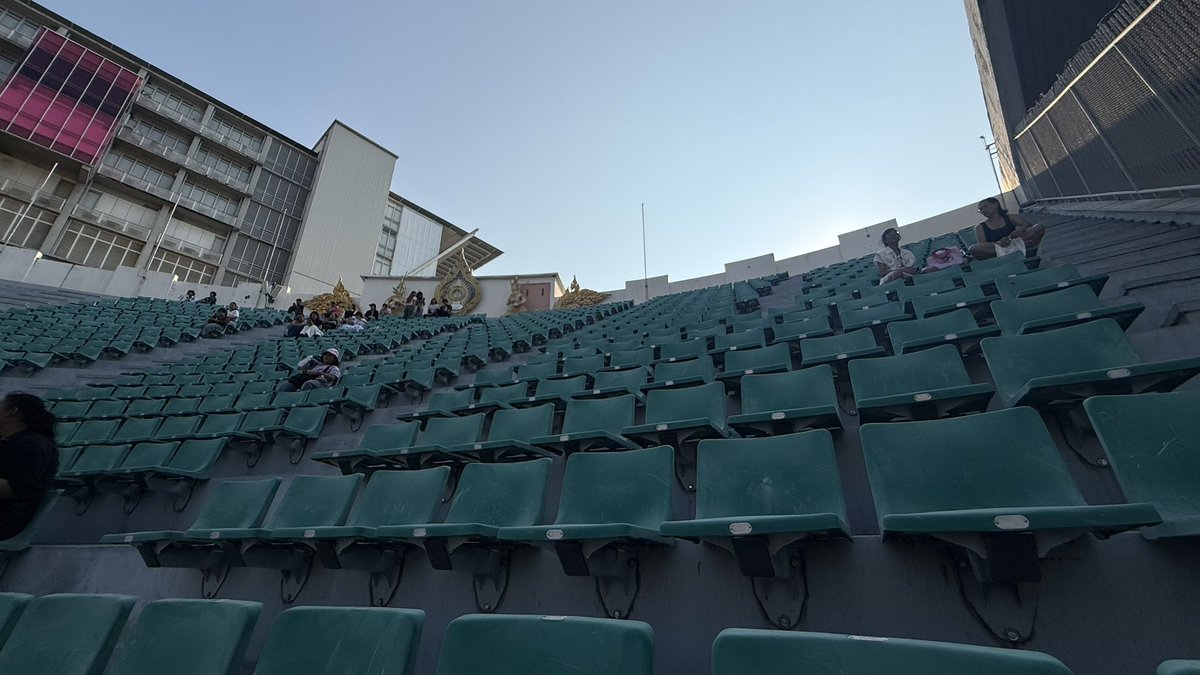 หมูงึมงัม🪐 tweet media