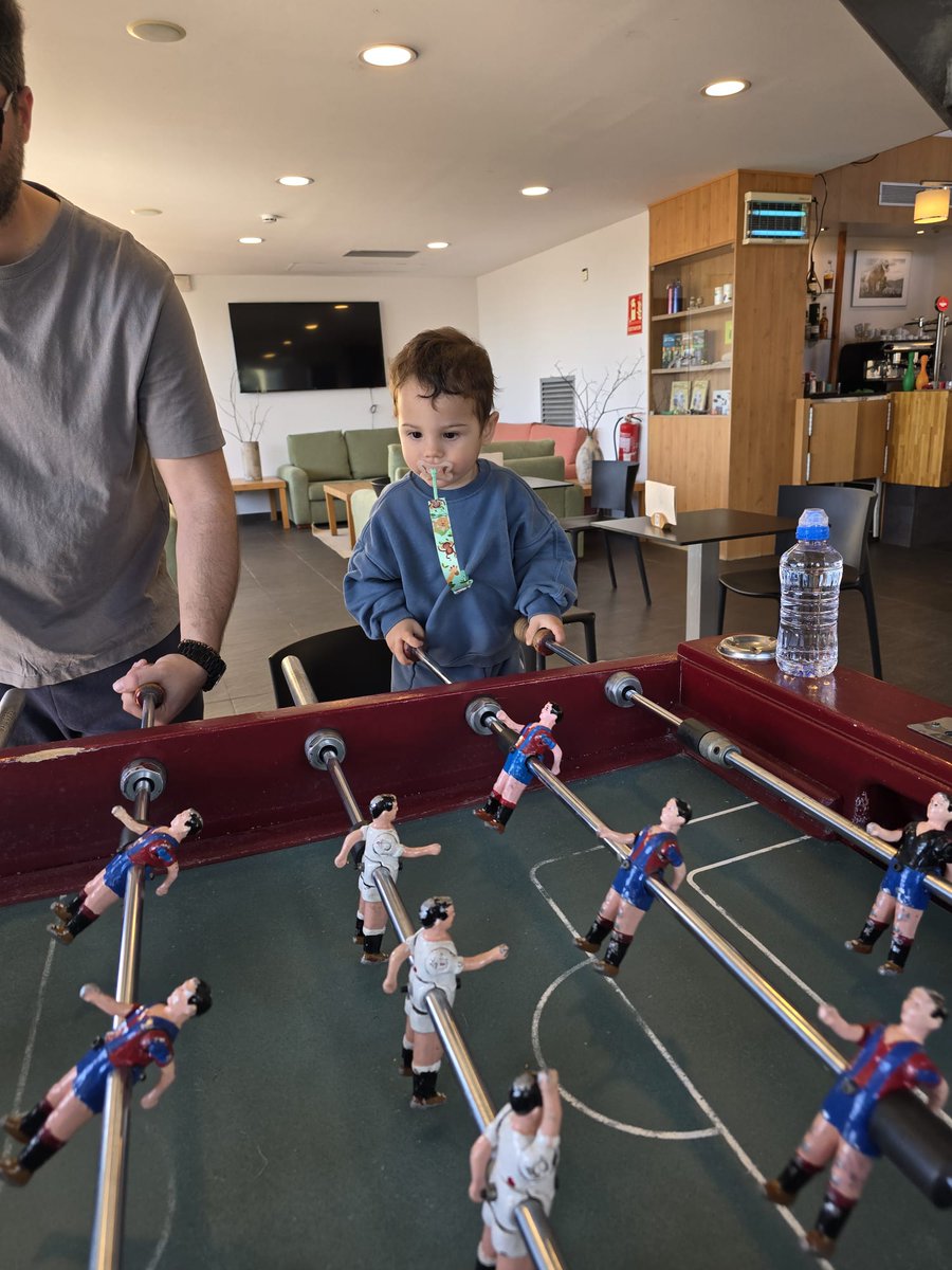 Víctor Muñoz tweet media