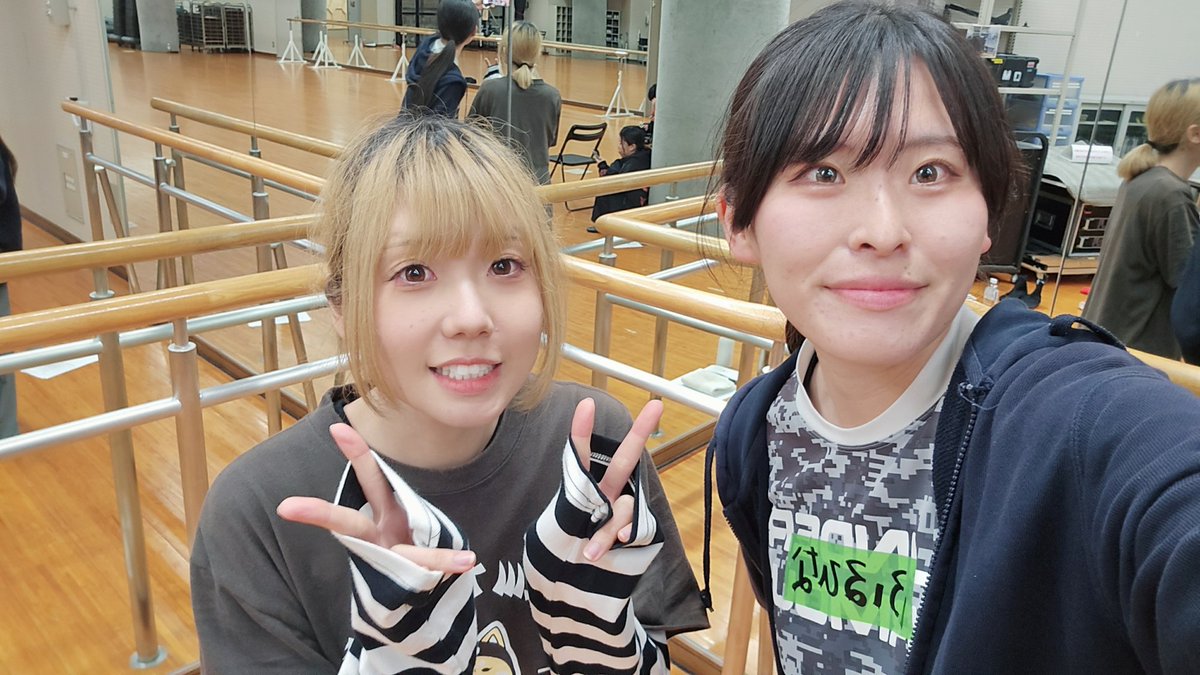 ふるひな tweet media