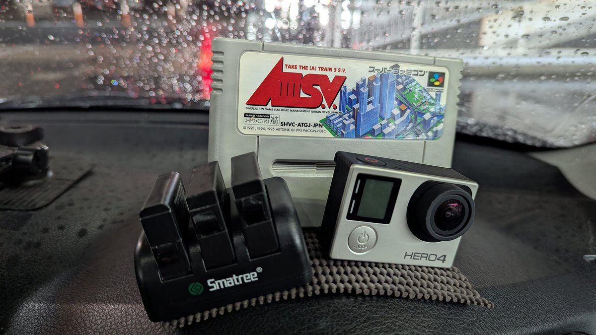 ponnkichike's tweet image. ＃ジャンク ＃GoPro ＃HERO4
＃レトロゲーム ＃スーファミ
電池3個セットで税込3,300円👀⁉️
この価格ならダメ元で買ってみるか

青箱のレトロゲームも沢山ある〜✨
A列車Ⅲ SV 税込330円でゲット✌
＃ハードオフ豊田日之出店
＃ハードオフファミリー