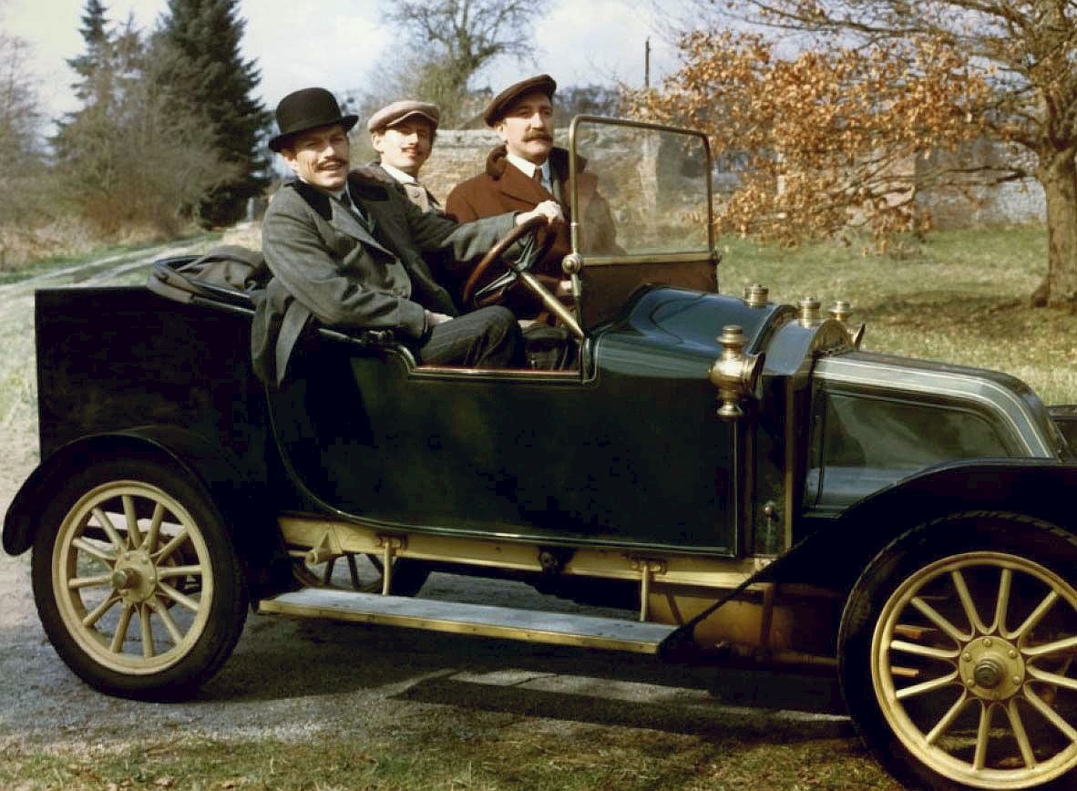 hiddenliburua tweet media