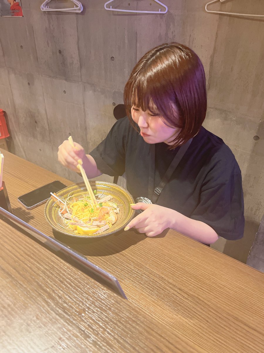 スタンド 健康優良不良酒場 tweet media