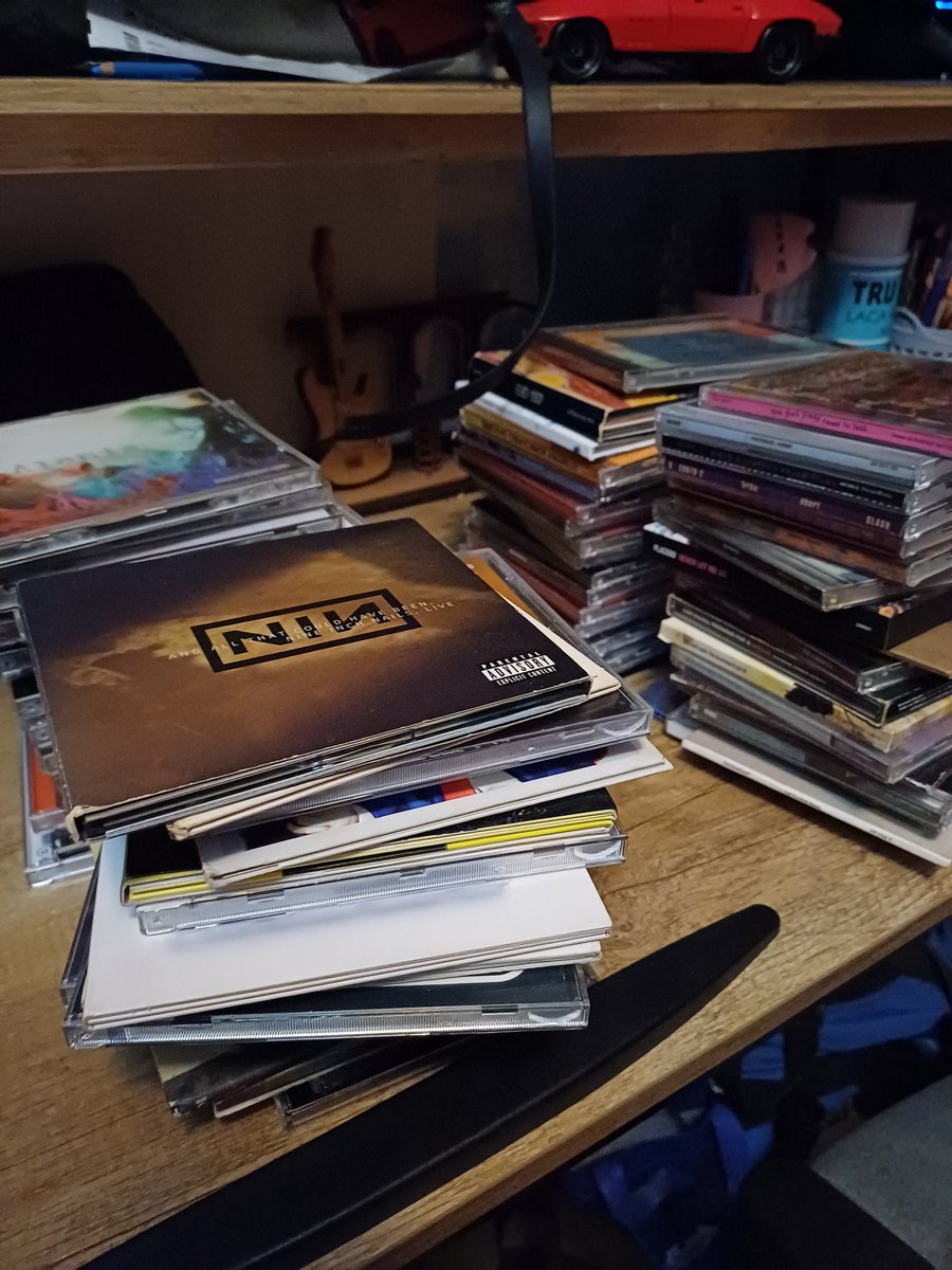 ash(es to ashes) VIO A MCR tweet media