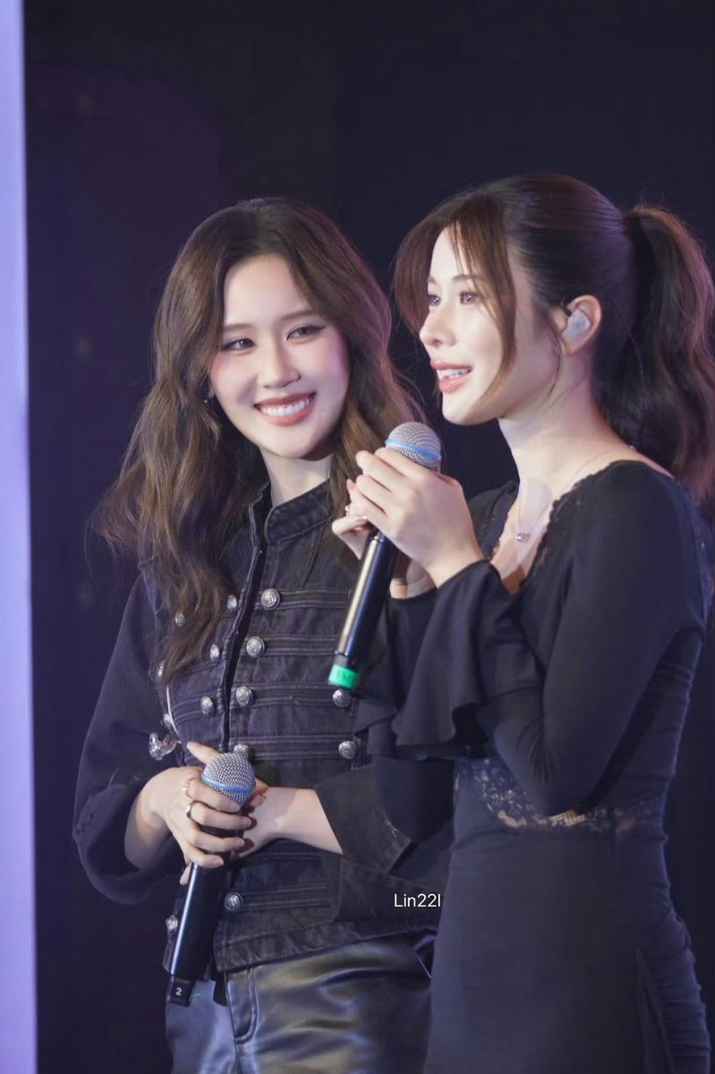 สอคอสอ tweet media