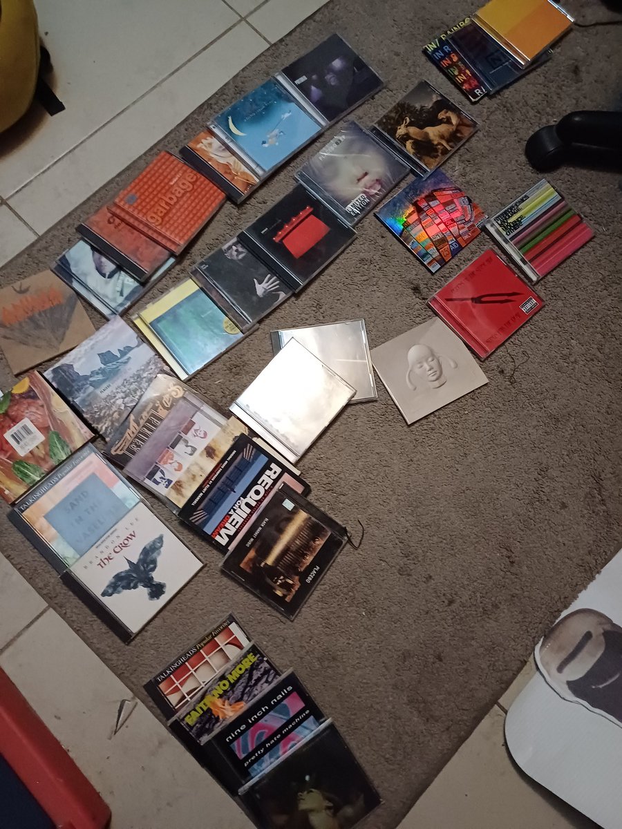 ash(es to ashes) VIO A MCR tweet media