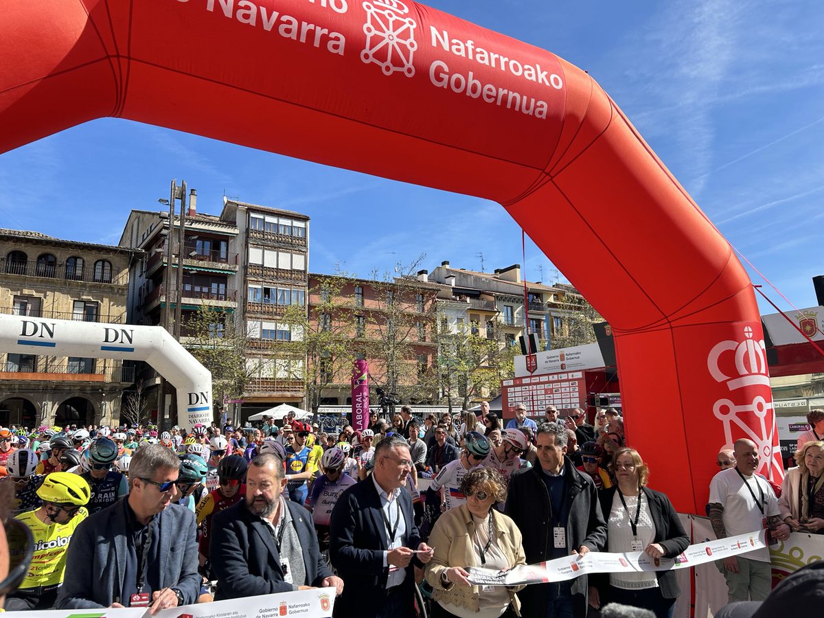 Ccestella/LizarraTe tweet media