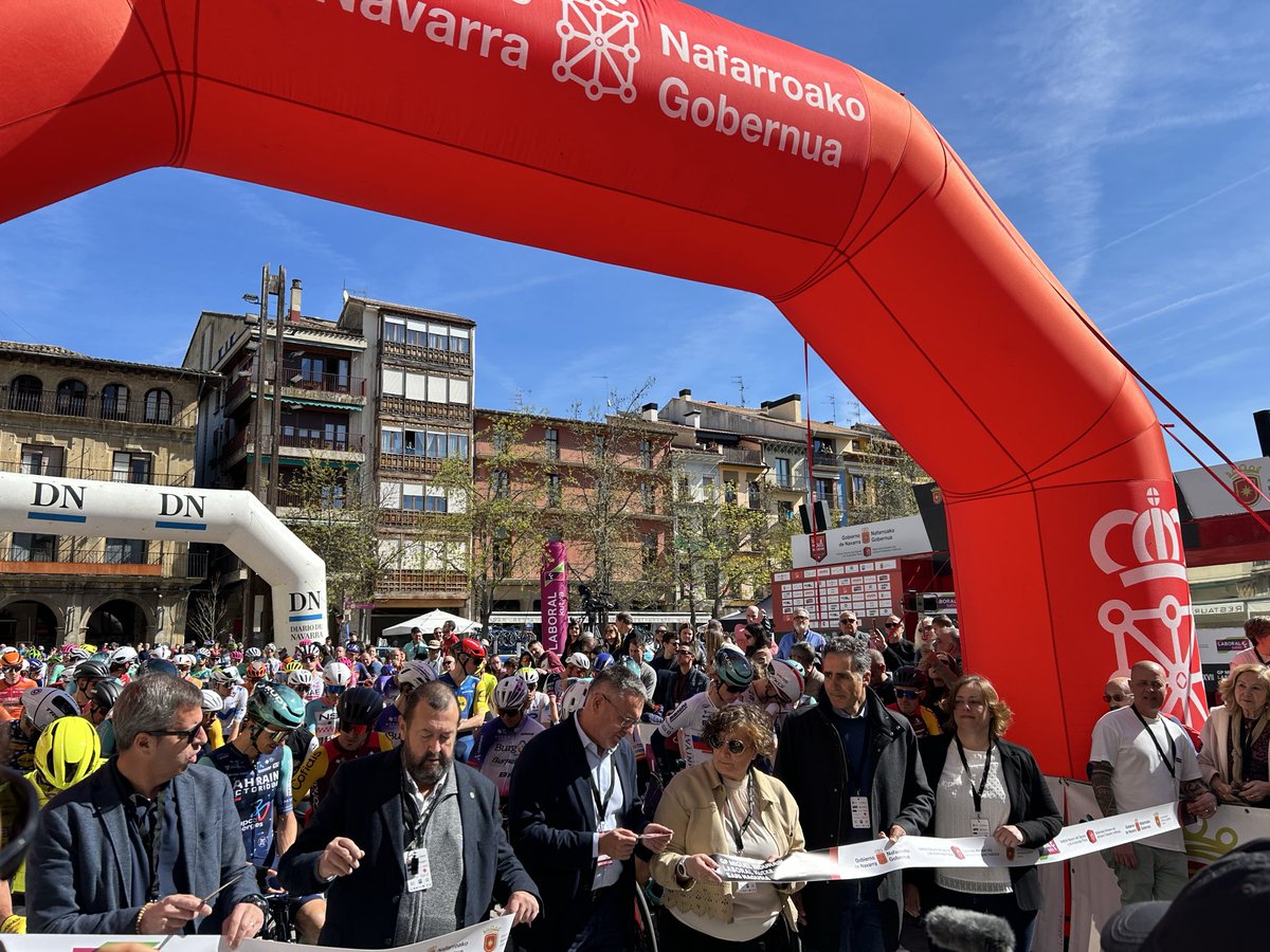 Ccestella/LizarraTe tweet media