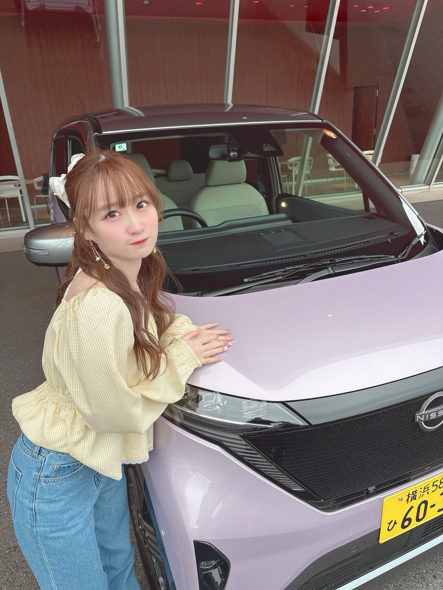 PtA_kokone's tweet photo. 『カーセンサー』に佐野心音掲載させていただいてます🚗❕

『日産サクラ』の試乗体験してきました🌸❤︎
運転免許を取得してまだ間もない私でもとっても運転しやすくて、見た目も可愛くて運転していてすごく楽しかったです🎶🎶🎶

特に駐車をサポートしてくれる"プロパイロットパーキング"はすごすぎて衝撃的でした❕🫢

みんなにもぜひ『日産サクラ』乗ってみてほしいです🌟
https://t.co/HYfW60dwIh