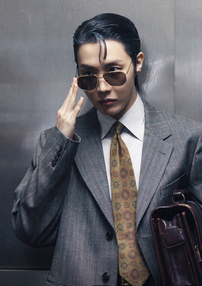 vera is seeing BTS tweet media